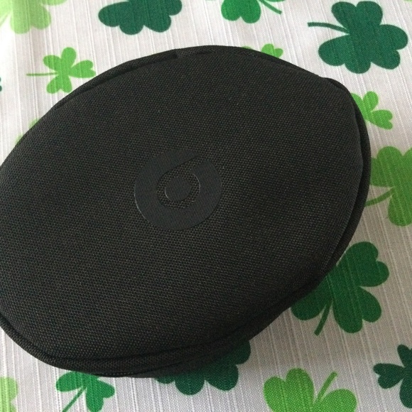 Black Beats Carrying Case - Picture 1 of 1